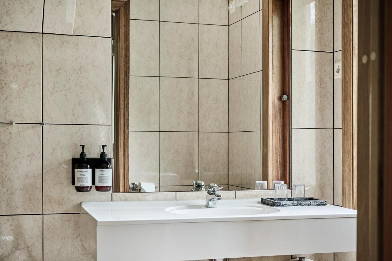 Rederiet Hotel Фарсунн Экстерьер фото