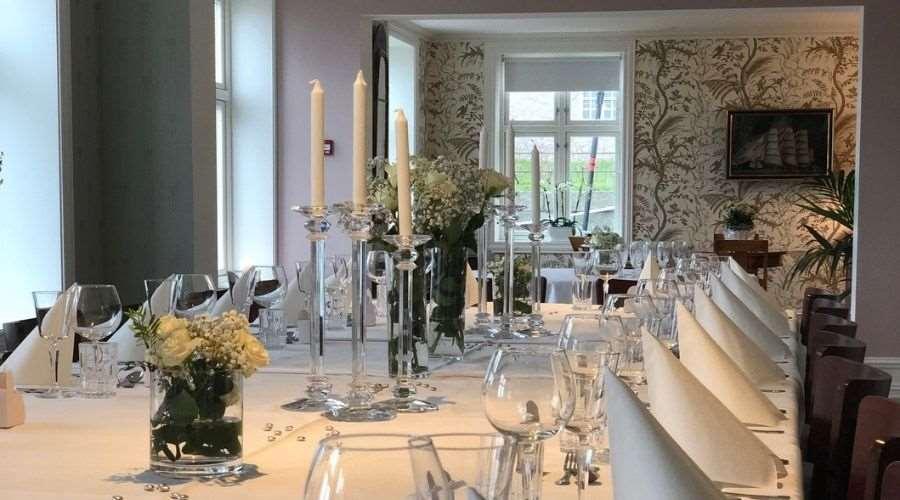 Rederiet Hotel Фарсунн Ресторан фото